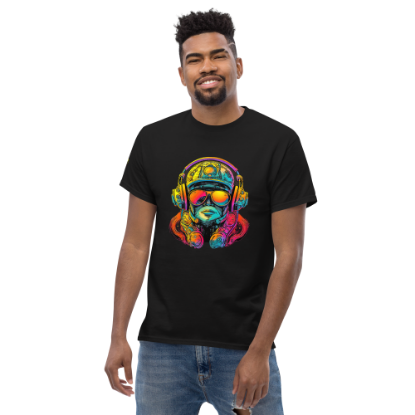 Picture of Psychedelic Woman Dj T-shirt